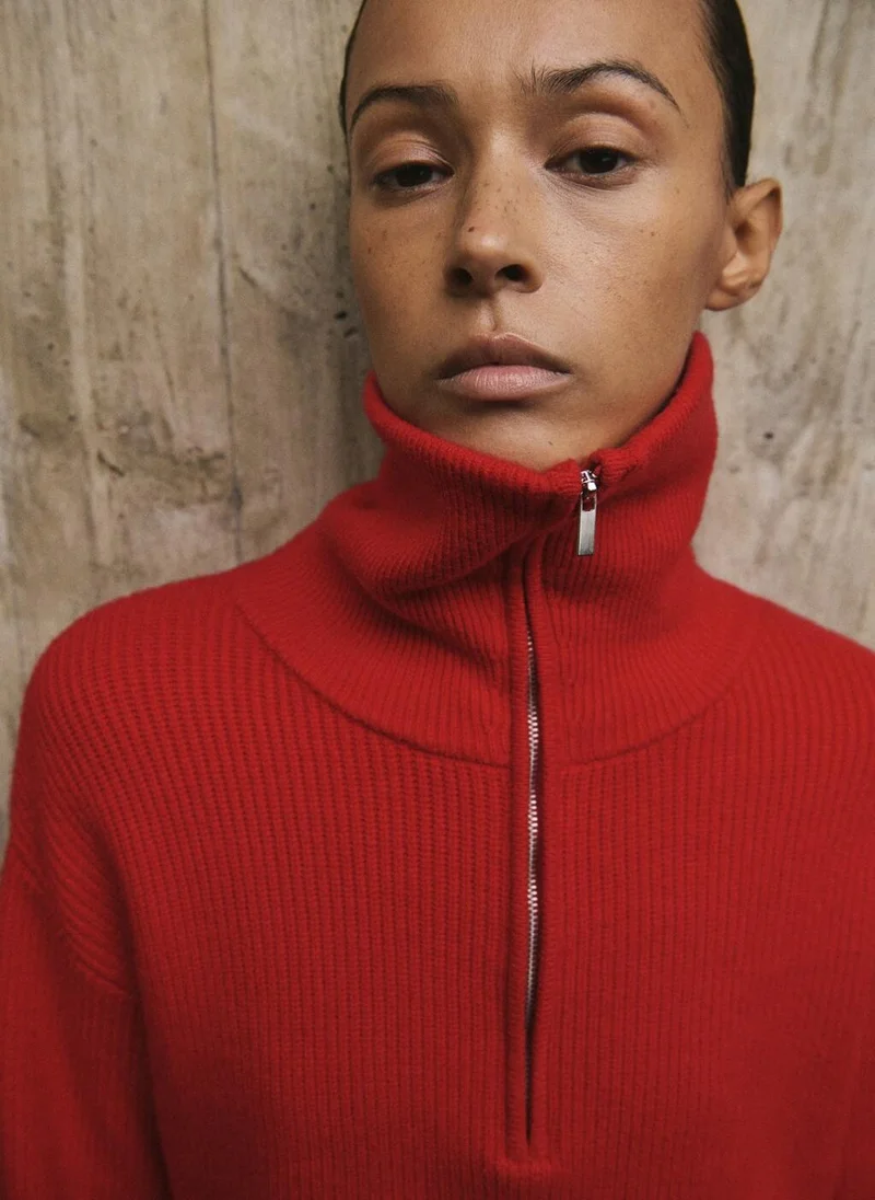 MANGO Sweater with contrasting zip collar